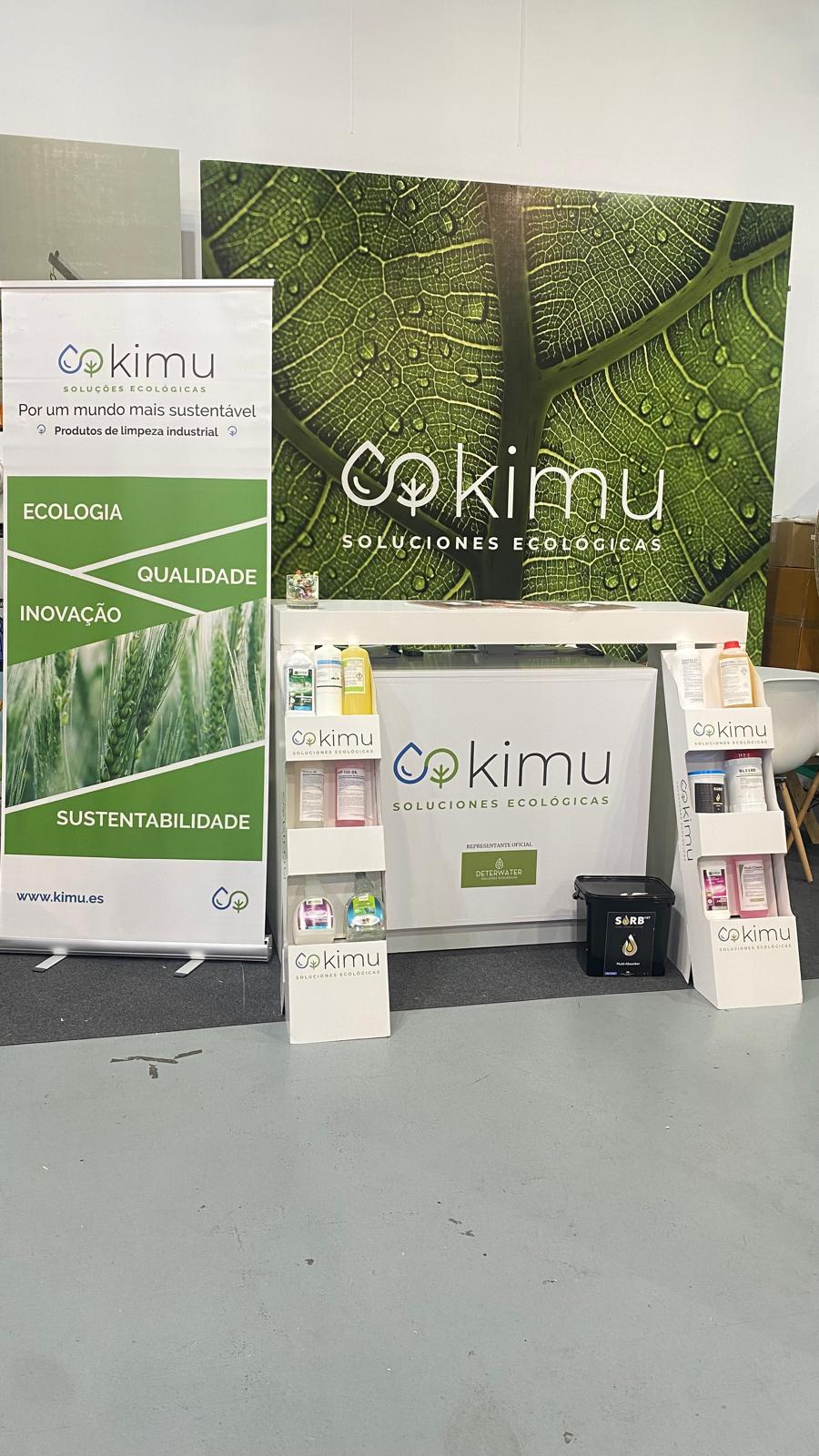 Stand da Kimu no 7º Encontro de Limpeza Urbana
